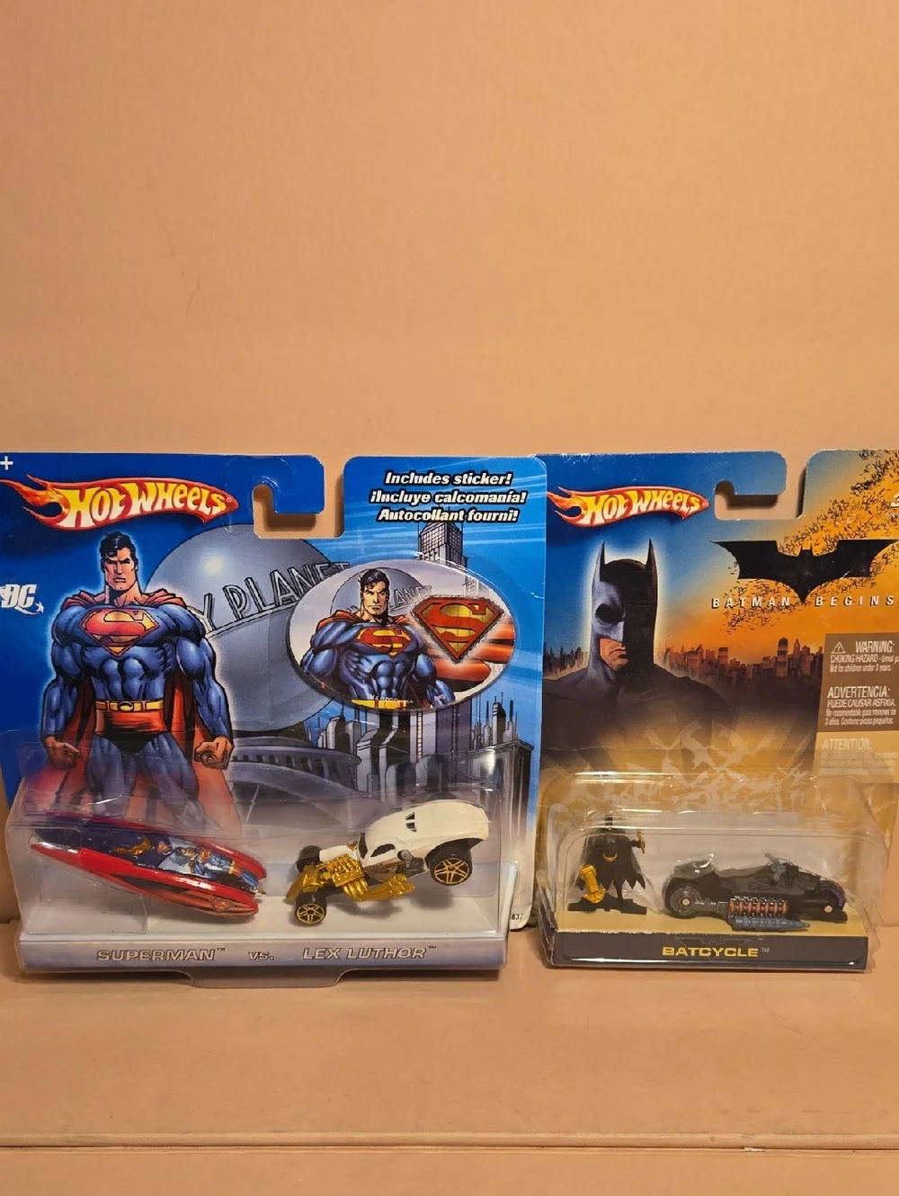 Hot Wheels Superman Twin Pack & Batman Batcycle Toy Vehicle - - Picture 1 of 8